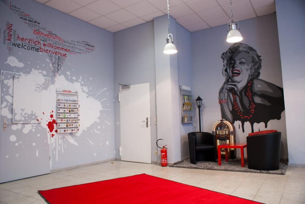 Hostel Die Etage East Berlin Zewnętrze zdjęcie